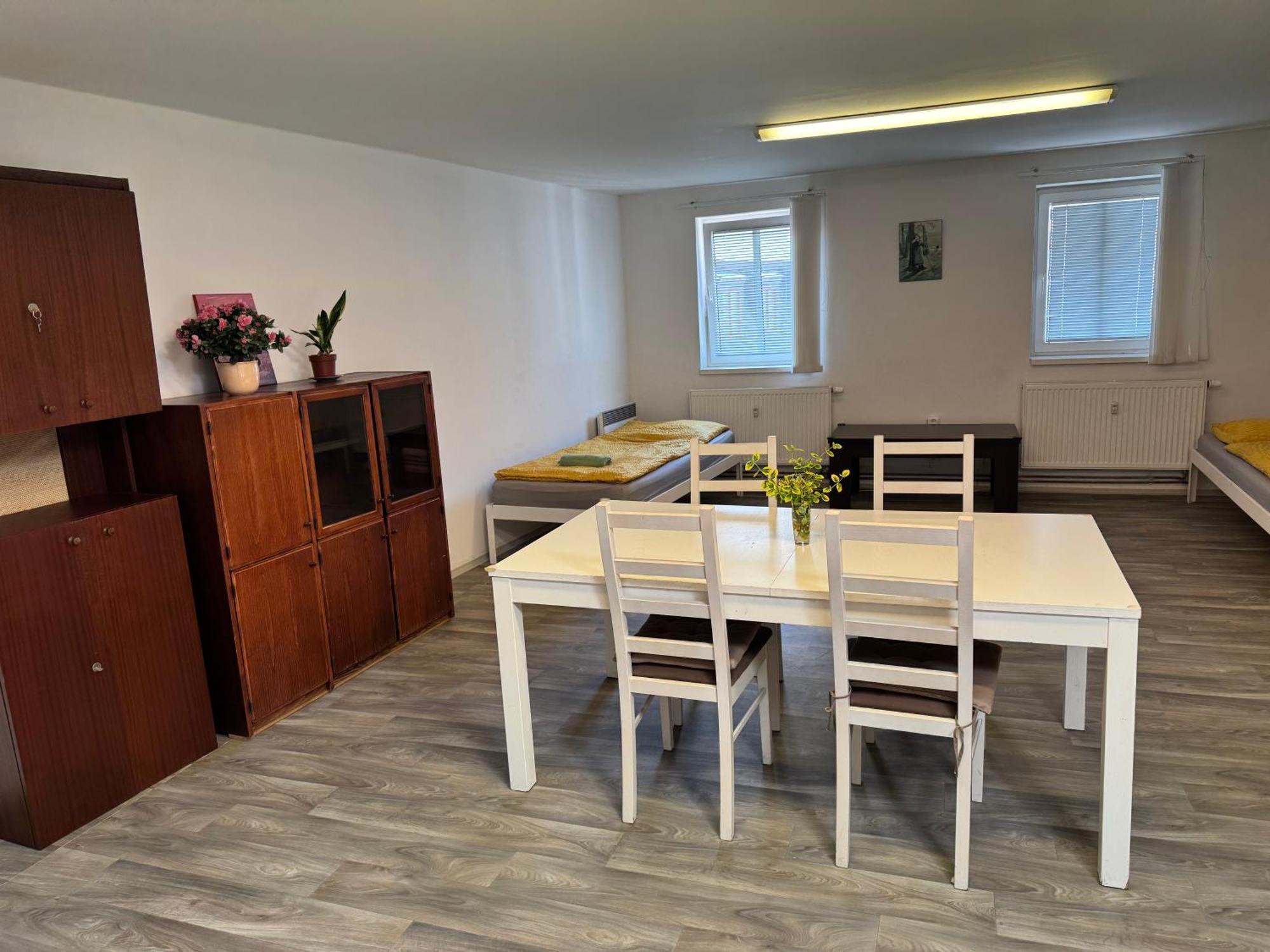 Old Town R11 Apartment